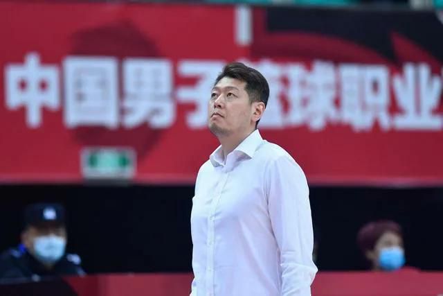 同时,第二届电影金数字荣誉也将揭开神秘面纱,那些在电影科技领域做出杰出贡献的企业和项目将荣耀登场。