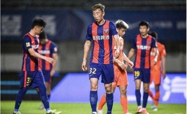 “黑豹”查德维克·博斯曼追悼会秘密举行 2020-09-07 当地时间9月5日，美国马里布， “黑豹”演员查德维克·博斯曼追悼会秘密举行，现场照曝光。